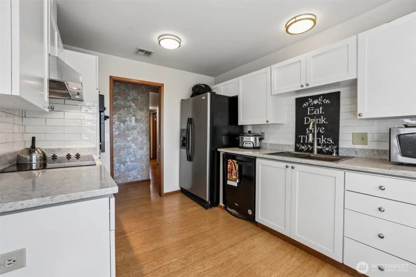 Property photo for 1312 S Massachusetts Street #301, Seattle photo 8