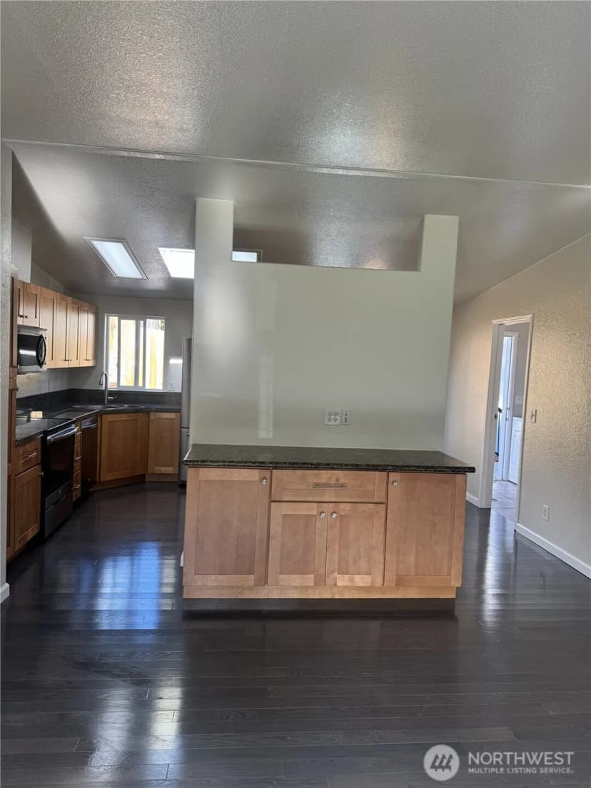 Property photo for 2168 Norman Drive, Oak Harbor photo 6