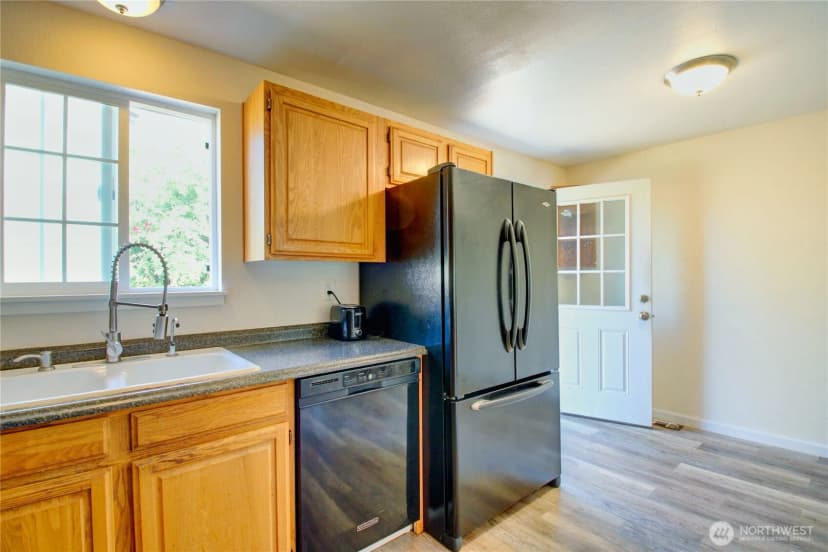 Property photo for 6154 Mercury Place, Ferndale photo 8