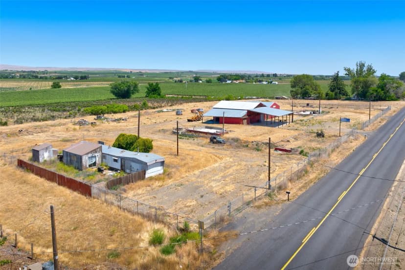 Property photo for 651 E Stover Road, Grandview photo 8