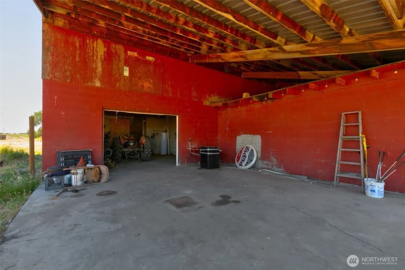 Property photo for 651 E Stover Road, Grandview photo 20