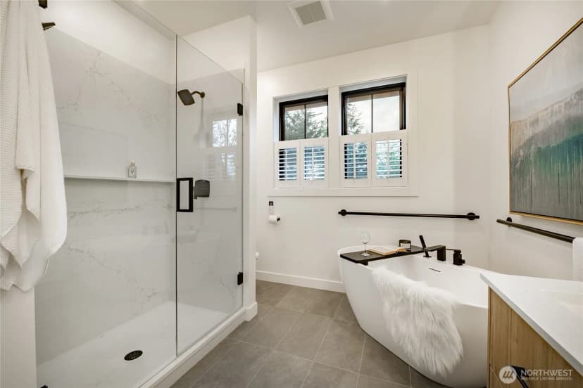 Property photo for 204 Pebblebrook Drive, Lynden photo 25