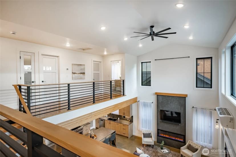 Property photo for 204 Pebblebrook Drive, Lynden photo 30