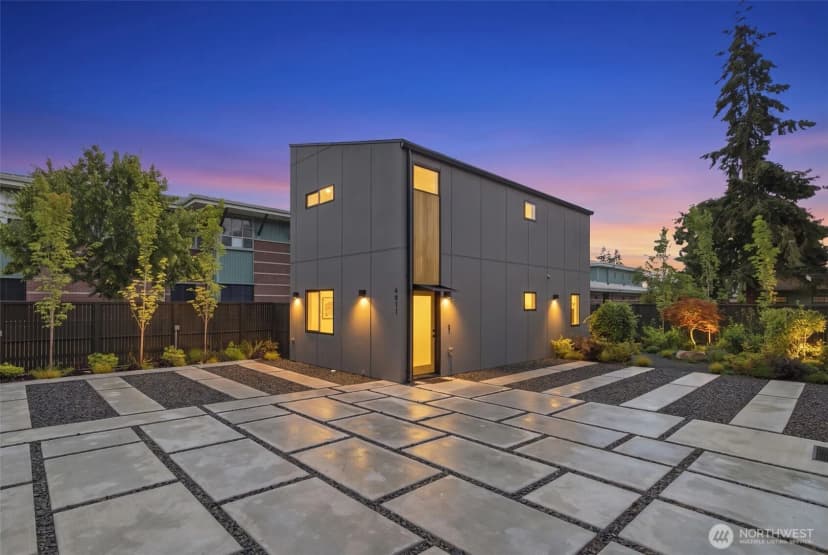 Property photo for 4411 S Holly Street, Seattle
