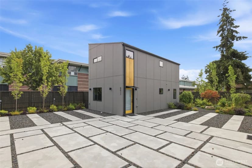 Property photo for 4411 S Holly Street, Seattle photo 30