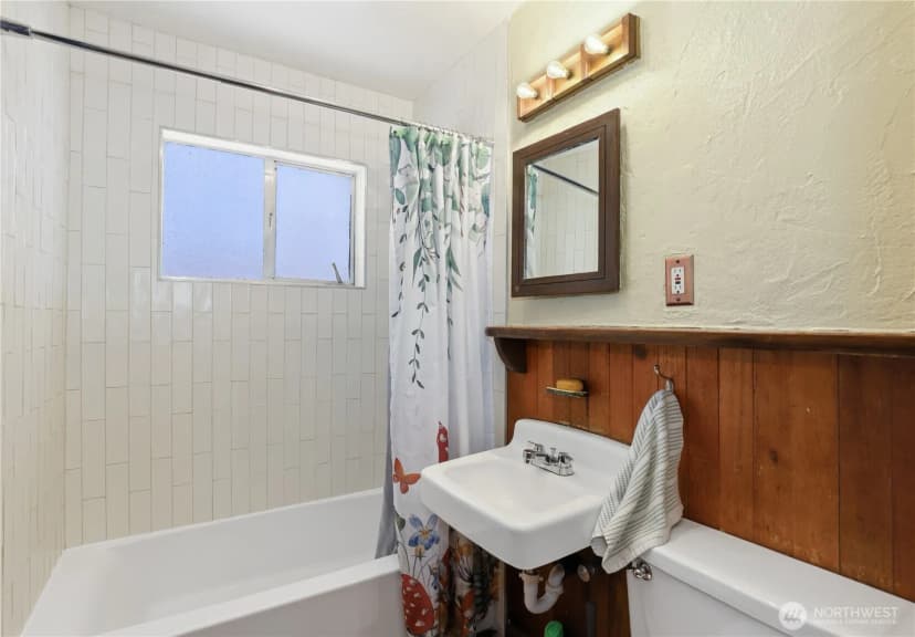 Property photo for 305 S 35th Street, Tacoma photo 31