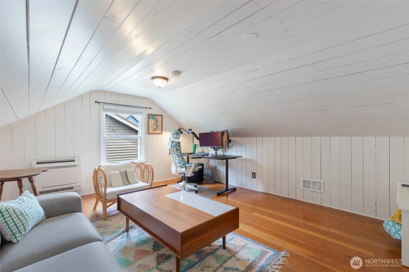 Property photo for 9440 35th Avenue Sw, Seattle photo 18