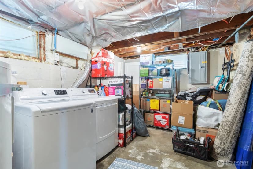 Property photo for 9440 35th Avenue Sw, Seattle photo 24