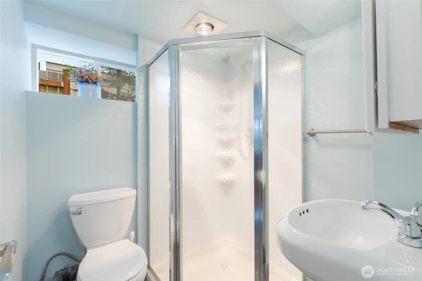 Property photo for 9440 35th Avenue Sw, Seattle photo 23