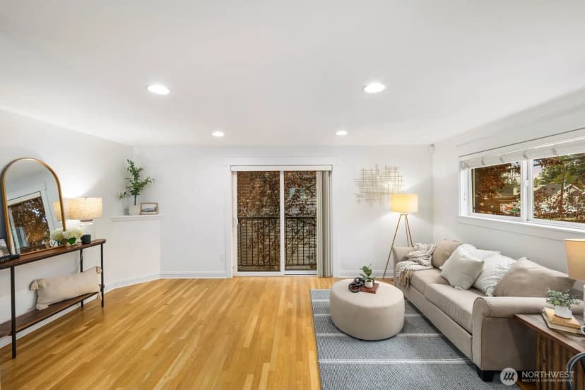 Property photo for 337 N 105th Street #a, Seattle photo 14