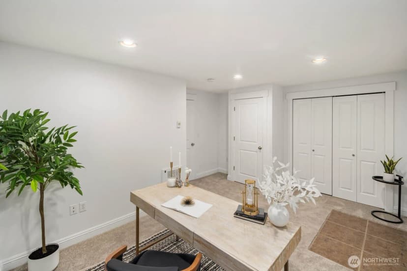 Property photo for 337 N 105th Street #a, Seattle photo 12
