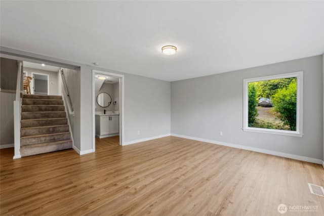 Property photo for 1910 Corbet Drive Nw, Bremerton photo 3
