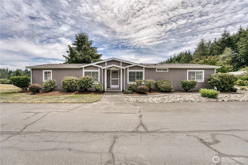 Property photo for 14707 45th Avenue Ct Nw, Gig Harbor photo 2