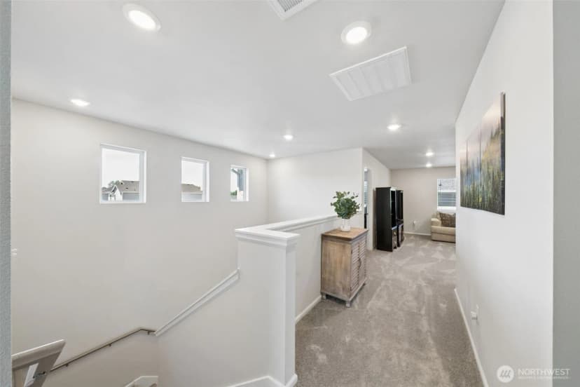 Property photo for 19429 Avenue Court E, Graham photo 27