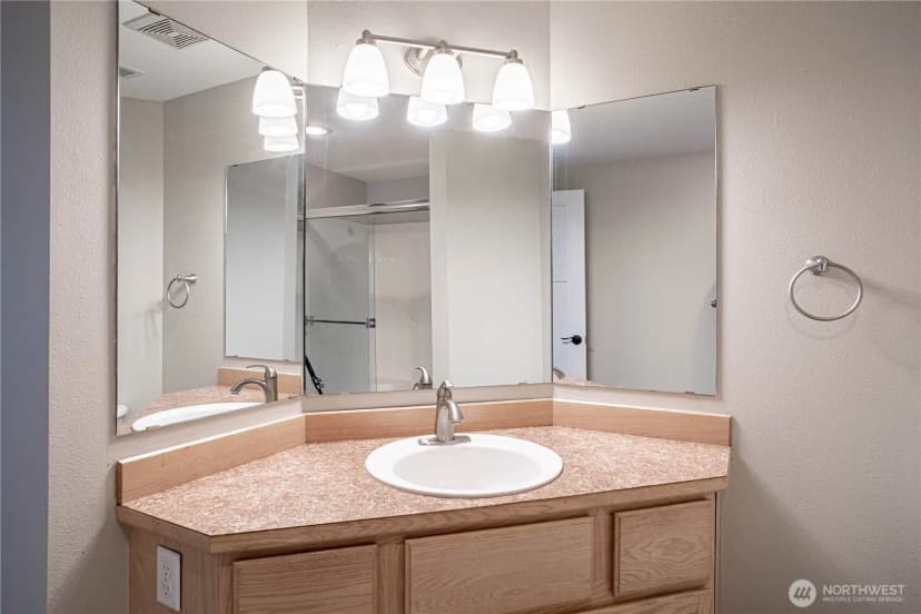 Property photo for 808 W Manson Highway #b202, Chelan photo 28
