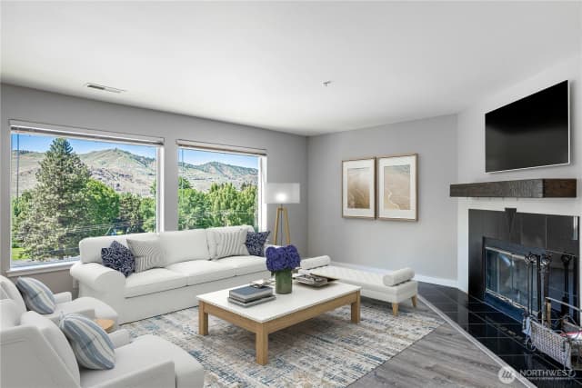Property photo for 808 W Manson Highway #b202, Chelan photo 5