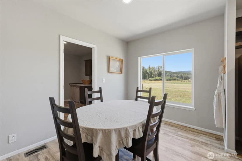 Property photo for 524 Sunny Meadows Drive, Cle Elum photo 8