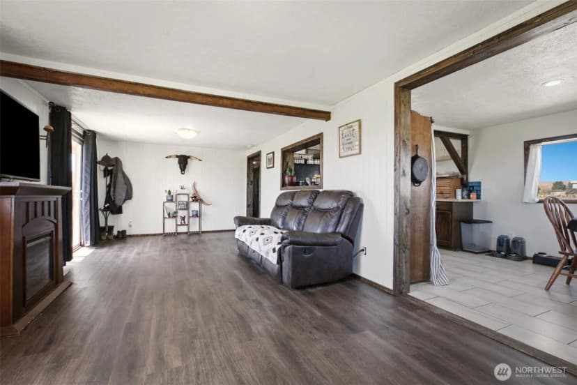 Property photo for 1240 W Huntzinger Road, Selah photo 18