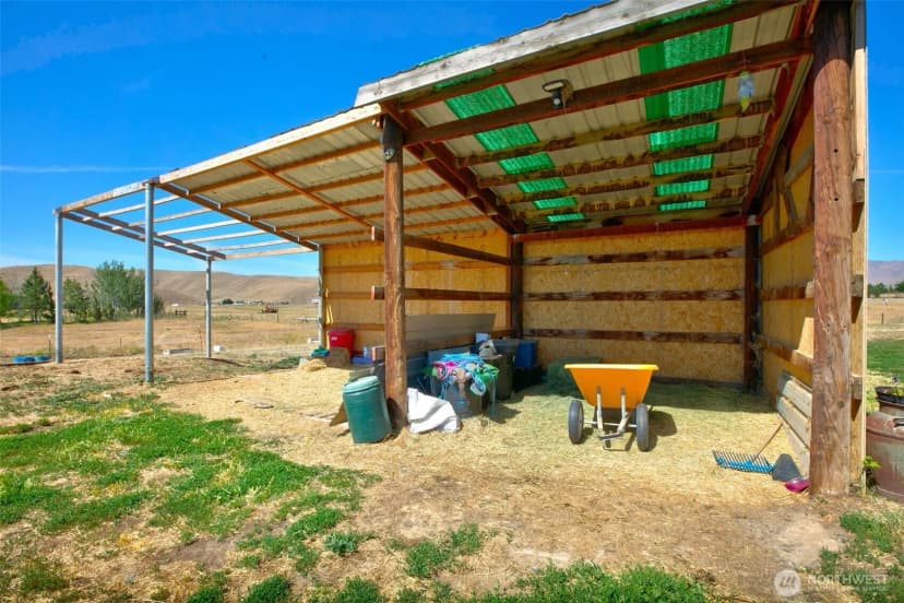 Property photo for 1240 W Huntzinger Road, Selah photo 13