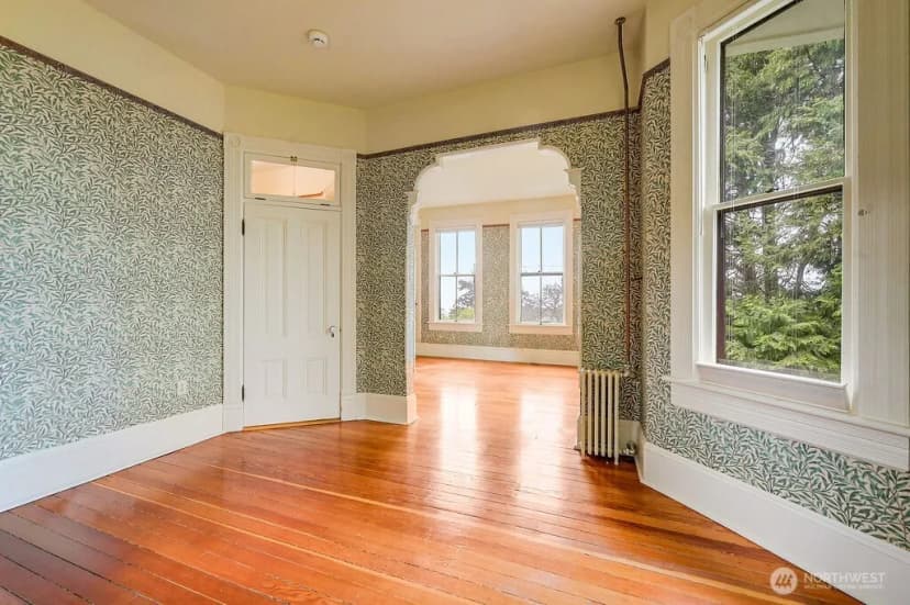 Property photo for 410 Lincoln Street, Port Townsend photo 13