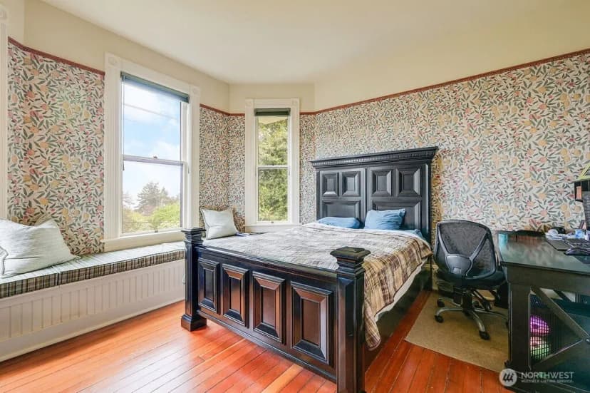 Property photo for 410 Lincoln Street, Port Townsend photo 18