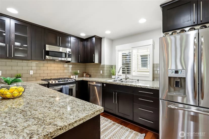 Property photo for 3128 Franklin Avenue E #b, Seattle photo 8