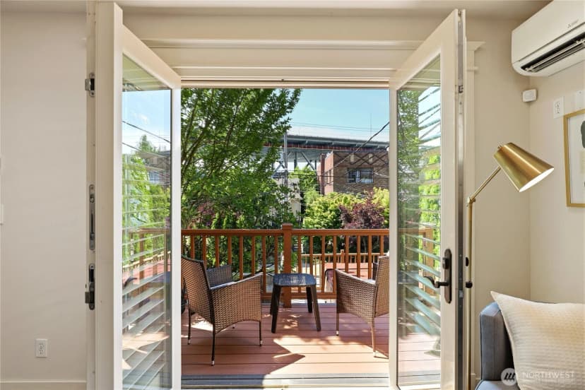 Property photo for 3128 Franklin Avenue E #b, Seattle photo 12