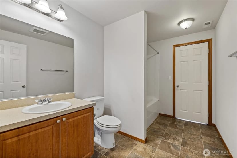 Property photo for 15914 85th Avenue E, Puyallup photo 17