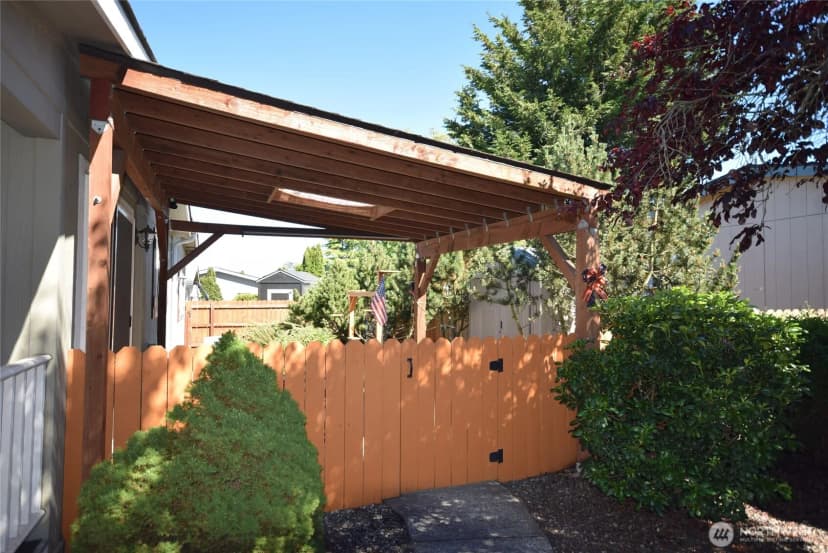 Property photo for 612 N Seventh Avenue, Sequim photo 24