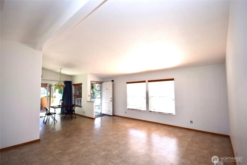 Property photo for 612 N Seventh Avenue, Sequim photo 8