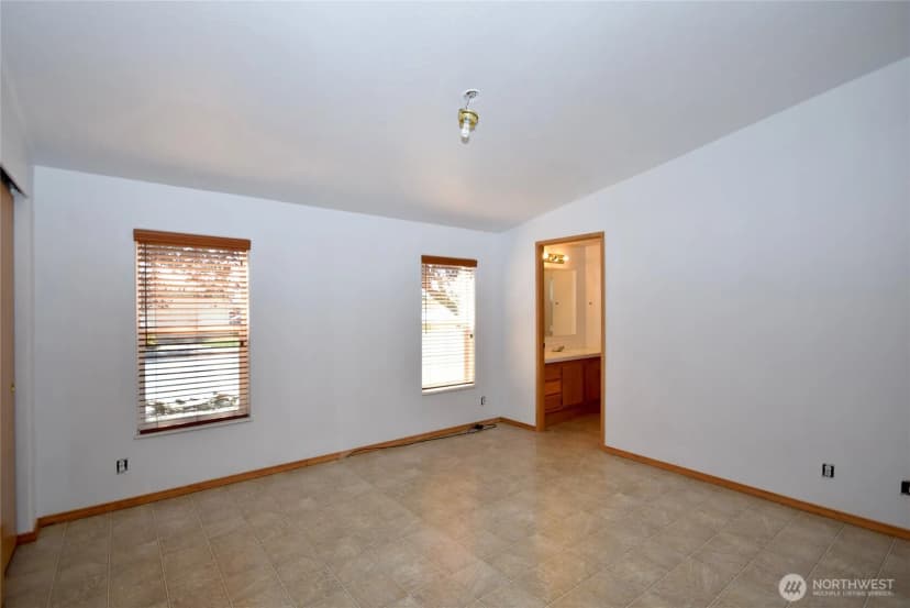 Property photo for 612 N Seventh Avenue, Sequim photo 17