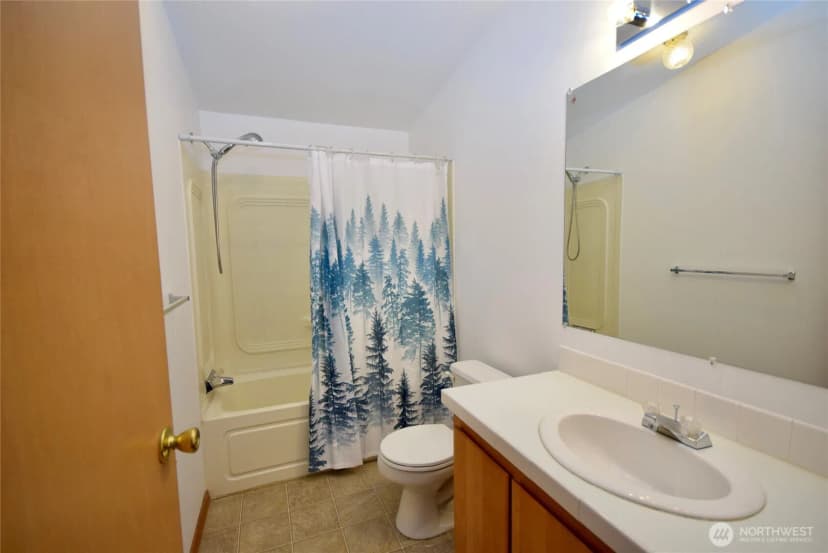 Property photo for 612 N Seventh Avenue, Sequim photo 16