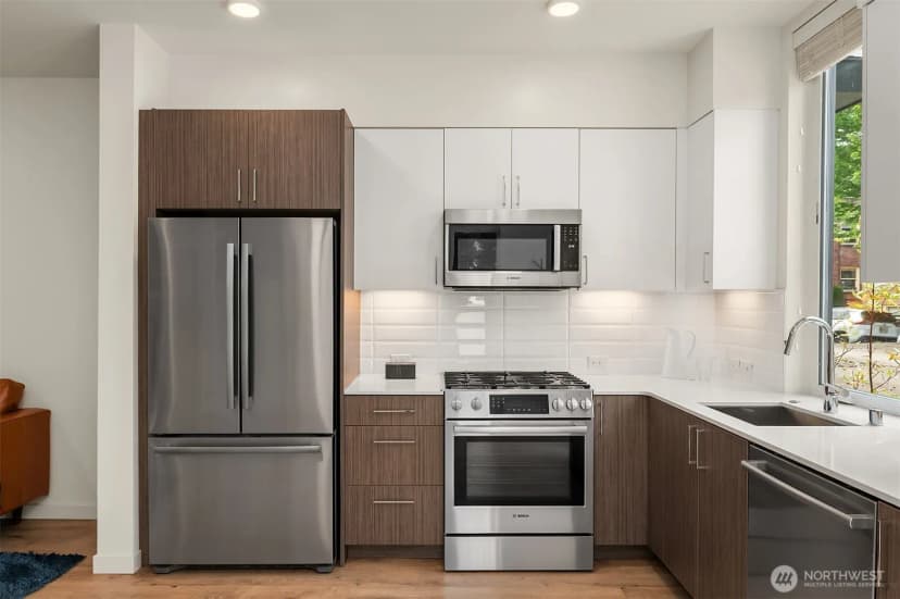 Property photo for 422 10th Avenue E #f, Seattle photo 8