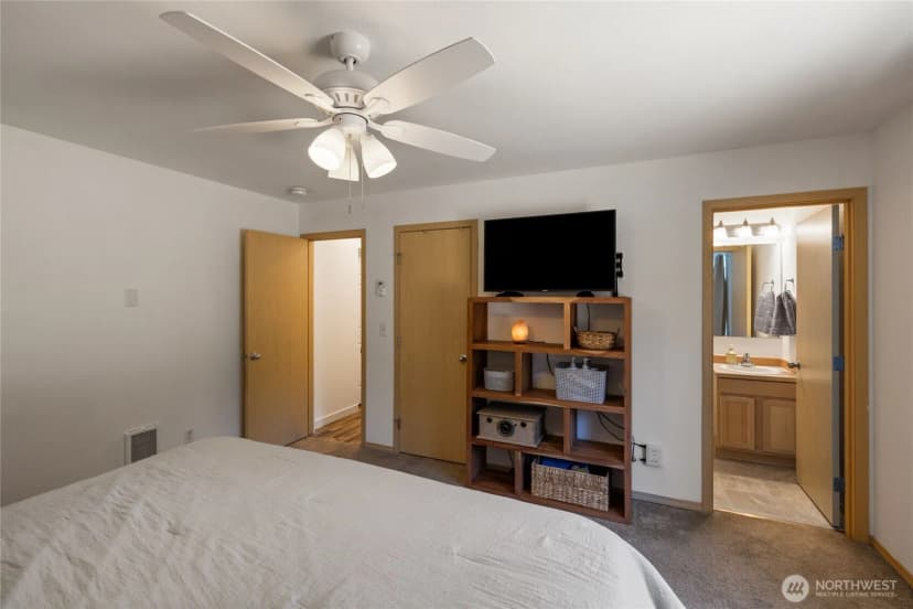 Property photo for 6503 173rd Avenue Sw, Longbranch photo 8