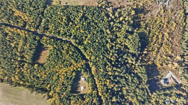 Property photo for 40320 32nd Avenue E, Eatonville photo 3