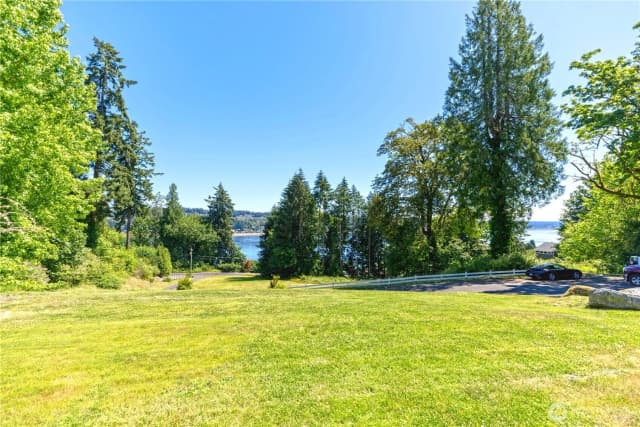 Property photo for 178 Bella Bella Drive, Fox Island photo 5