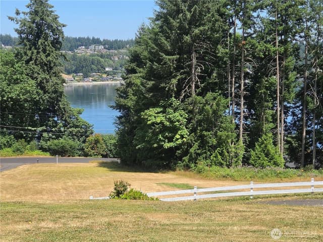 Property photo for 178 Bella Bella Drive, Fox Island photo 4