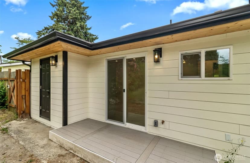 Property photo for 20213 60th Avenue W, Lynnwood photo 16