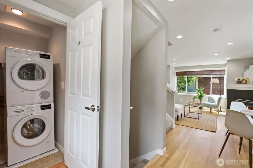 Property photo for 7114 California Avenue Sw #a, Seattle photo 8