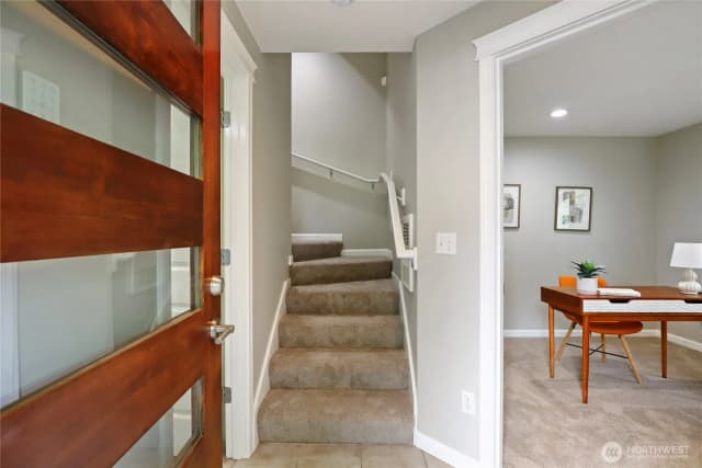 Property photo for 7114 California Avenue Sw #a, Seattle photo 2