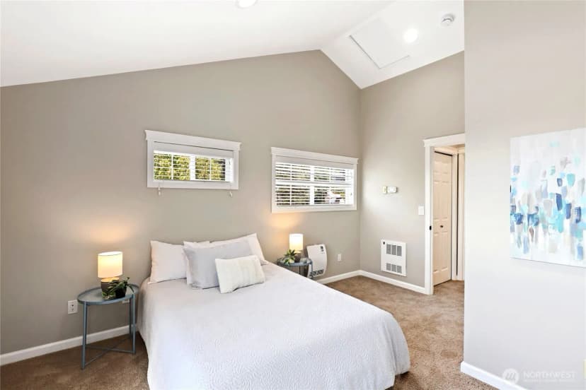 Property photo for 7114 California Avenue Sw #a, Seattle photo 15