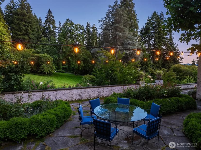 Property photo for 36 Nw Cherry Loop Drive, Shoreline photo 21