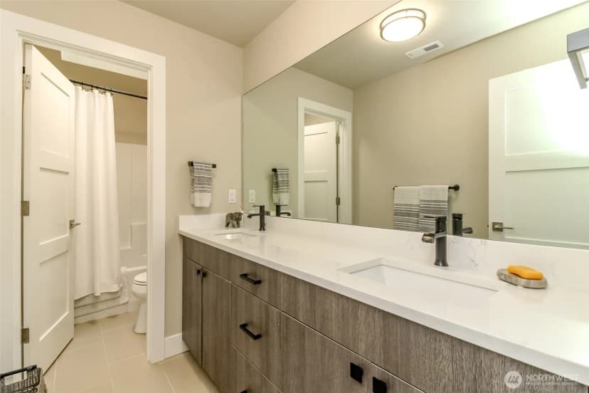 Property photo for 9308 270th Street E, Graham photo 22