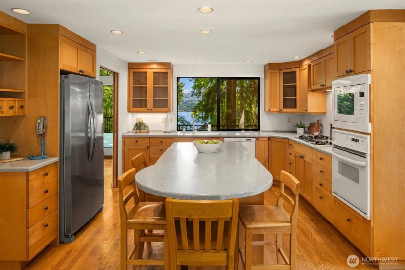 Property photo for 4336 E Mercer Way, Mercer Island photo 19