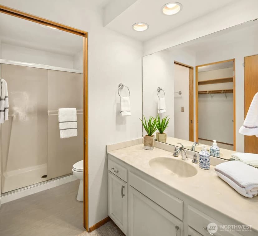 Property photo for 4336 E Mercer Way, Mercer Island photo 27