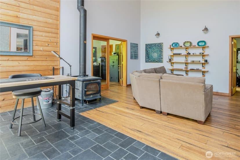 Property photo for 29601 131 Avenue Sw, Vashon photo 10