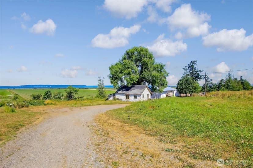 Property photo for 30320 Pioneer Highway, Stanwood photo 29