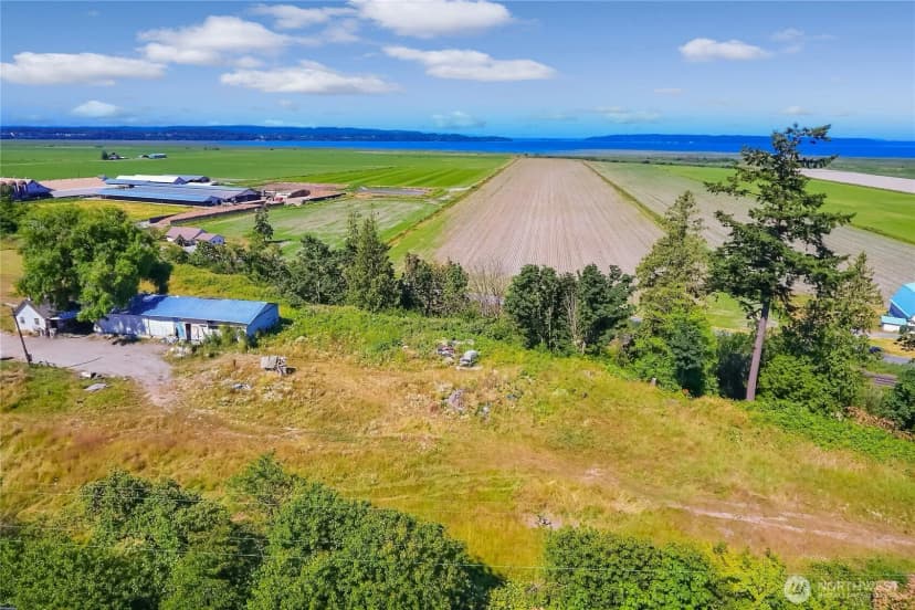 Property photo for 30320 Pioneer Highway, Stanwood photo 23
