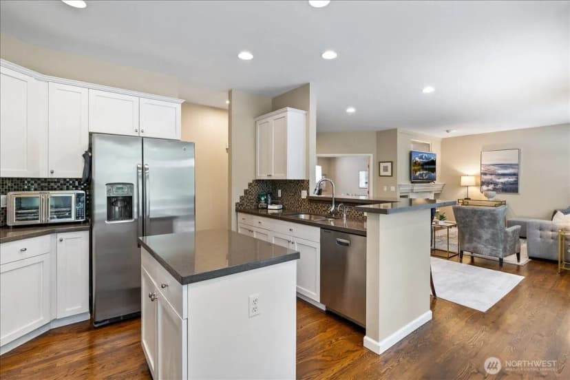 Property photo for 469 243rd Place Se, Sammamish photo 9