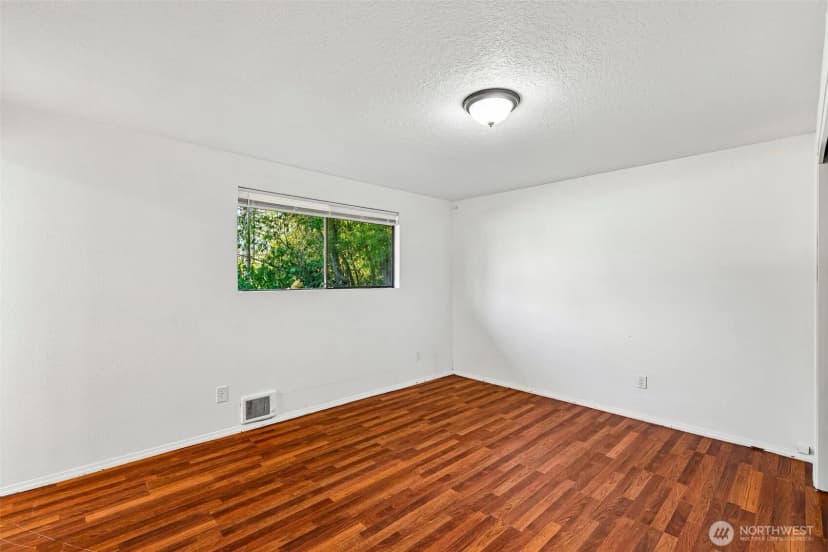 Property photo for 10204 21st Ave W, Everett photo 7